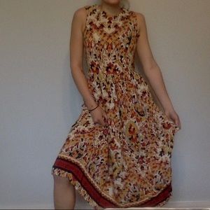 Colorful Patterned flowy dress!